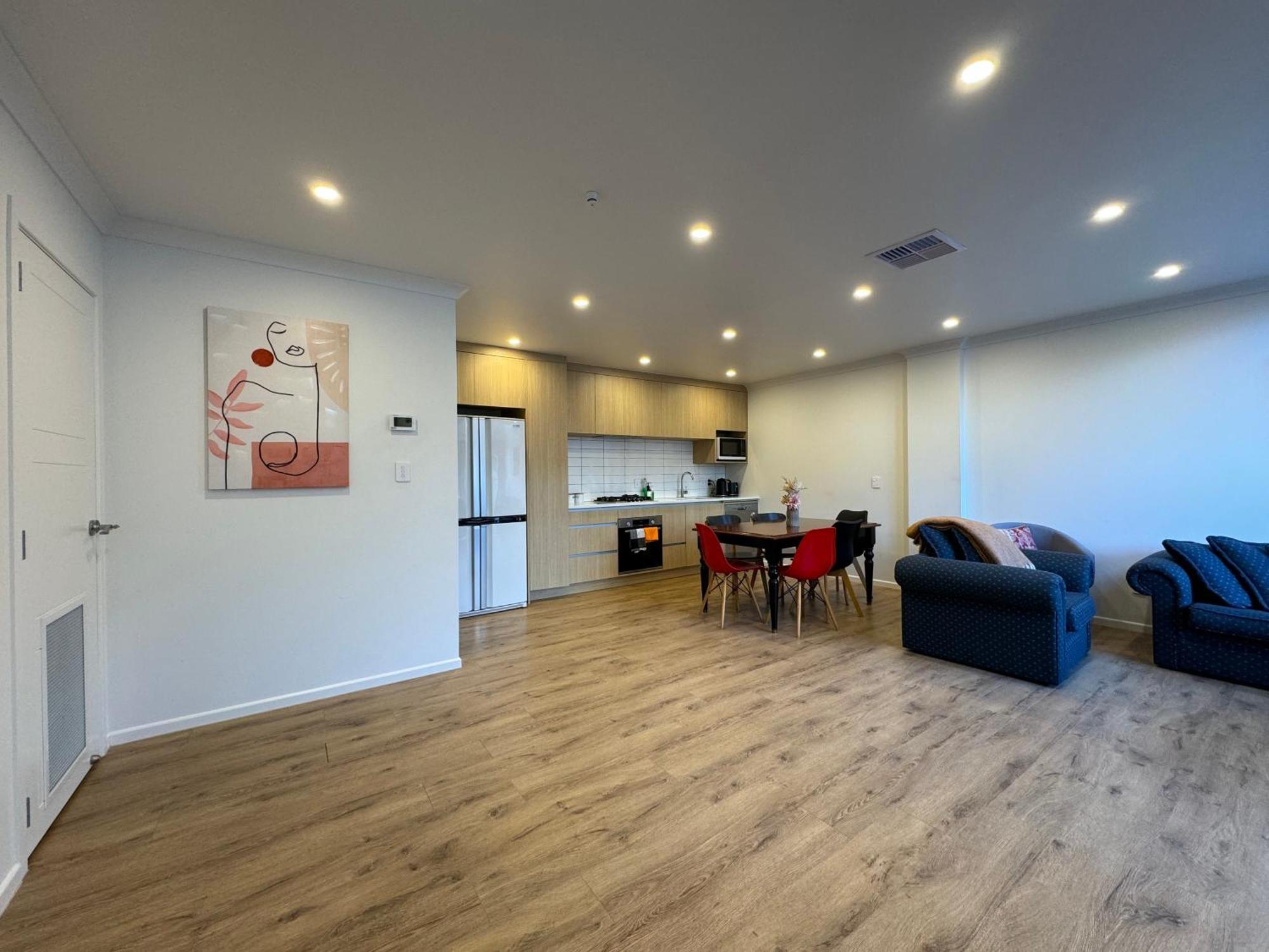 No Party Allowed, Entire Brand New 3 Bedroom Townhouse, Free Unlimited Fibre Wifi And Free Parking 惠灵顿 外观 照片