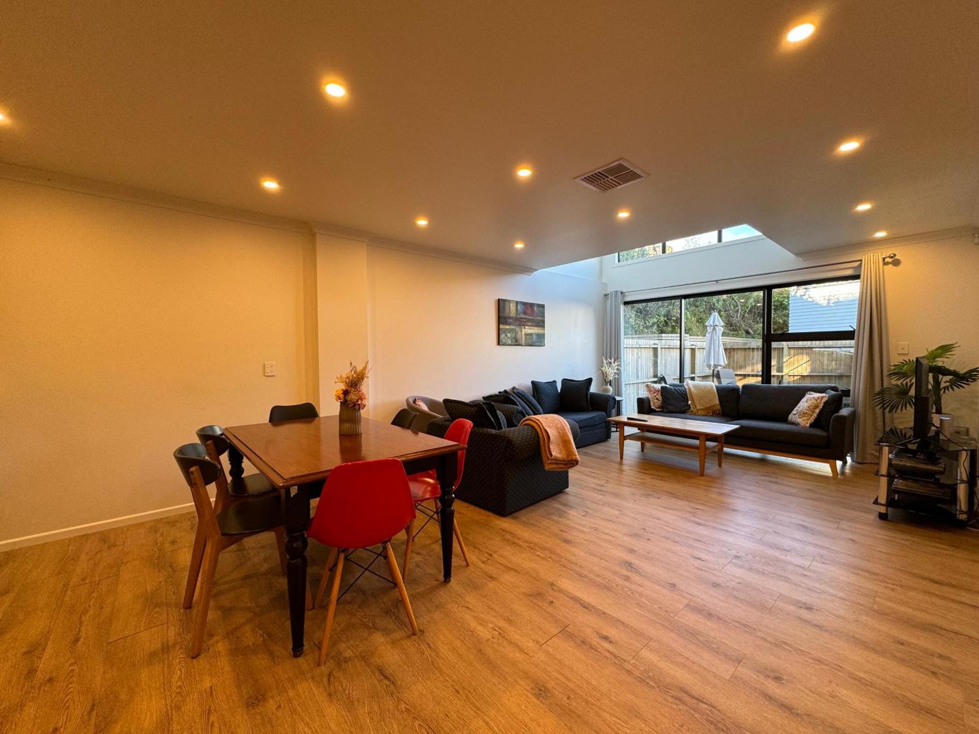 No Party Allowed, Entire Brand New 3 Bedroom Townhouse, Free Unlimited Fibre Wifi And Free Parking 惠灵顿 外观 照片