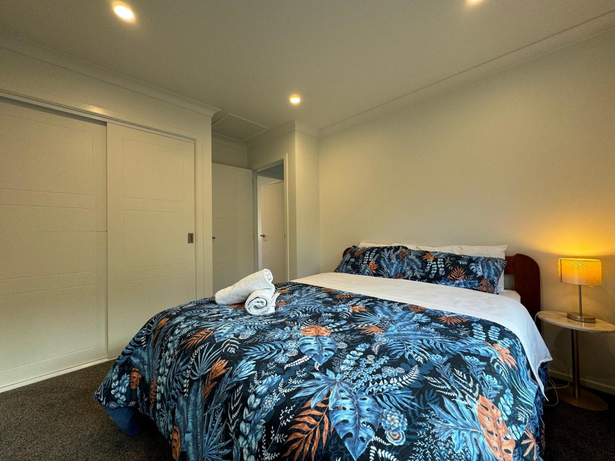 No Party Allowed, Entire Brand New 3 Bedroom Townhouse, Free Unlimited Fibre Wifi And Free Parking 惠灵顿 外观 照片