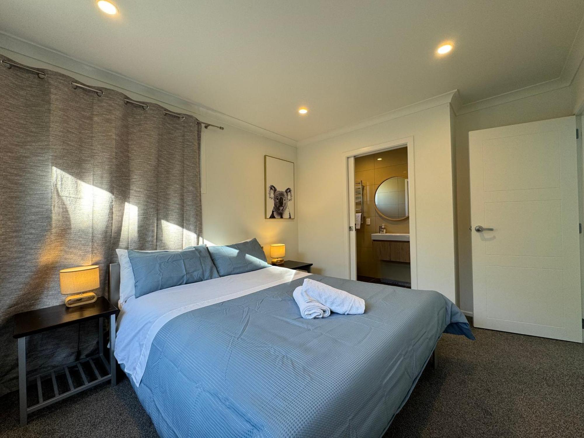No Party Allowed, Entire Brand New 3 Bedroom Townhouse, Free Unlimited Fibre Wifi And Free Parking 惠灵顿 外观 照片