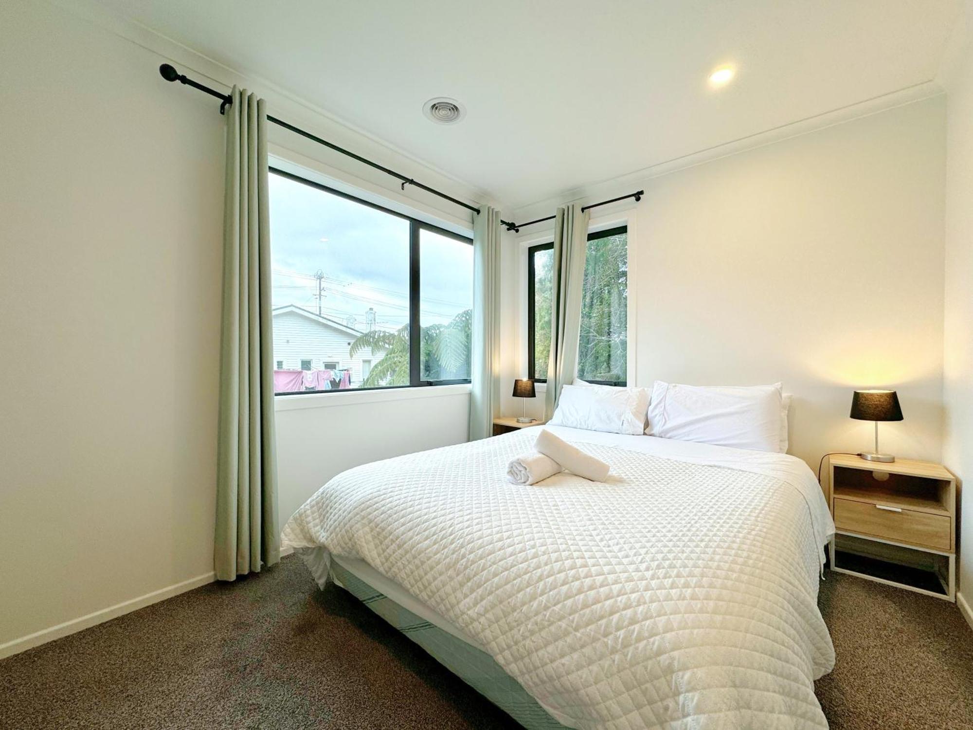 No Party Allowed, Entire Brand New 3 Bedroom Townhouse, Free Unlimited Fibre Wifi And Free Parking 惠灵顿 外观 照片