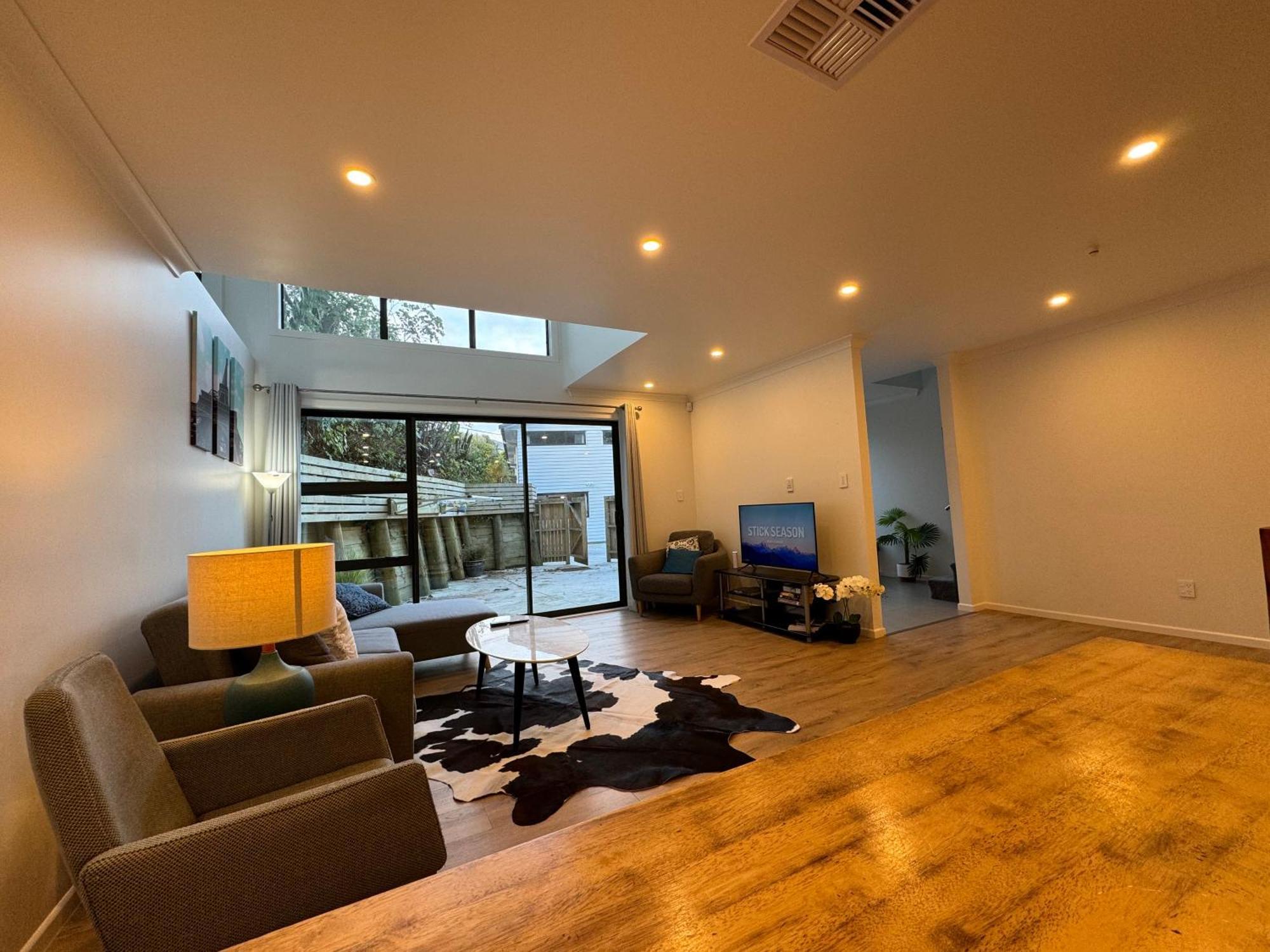 No Party Allowed, Entire Brand New 3 Bedroom Townhouse, Free Unlimited Fibre Wifi And Free Parking 惠灵顿 外观 照片