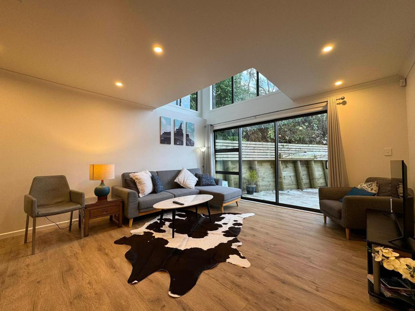 No Party Allowed, Entire Brand New 3 Bedroom Townhouse, Free Unlimited Fibre Wifi And Free Parking 惠灵顿 外观 照片
